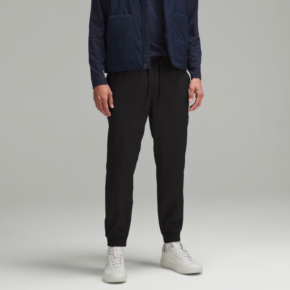 Lululemon - ABC Skinny-Fit Jogger Regular - Size Small